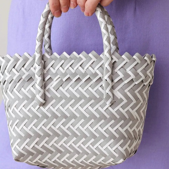 Sale‼️ Wave Mini  Beach Tote Bag-New - Picture 3 of 3